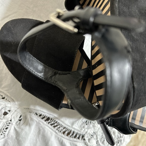 Pull&Bear flatform heel sandal in black size 7.5 or EU 38 - Picture 2 of 10